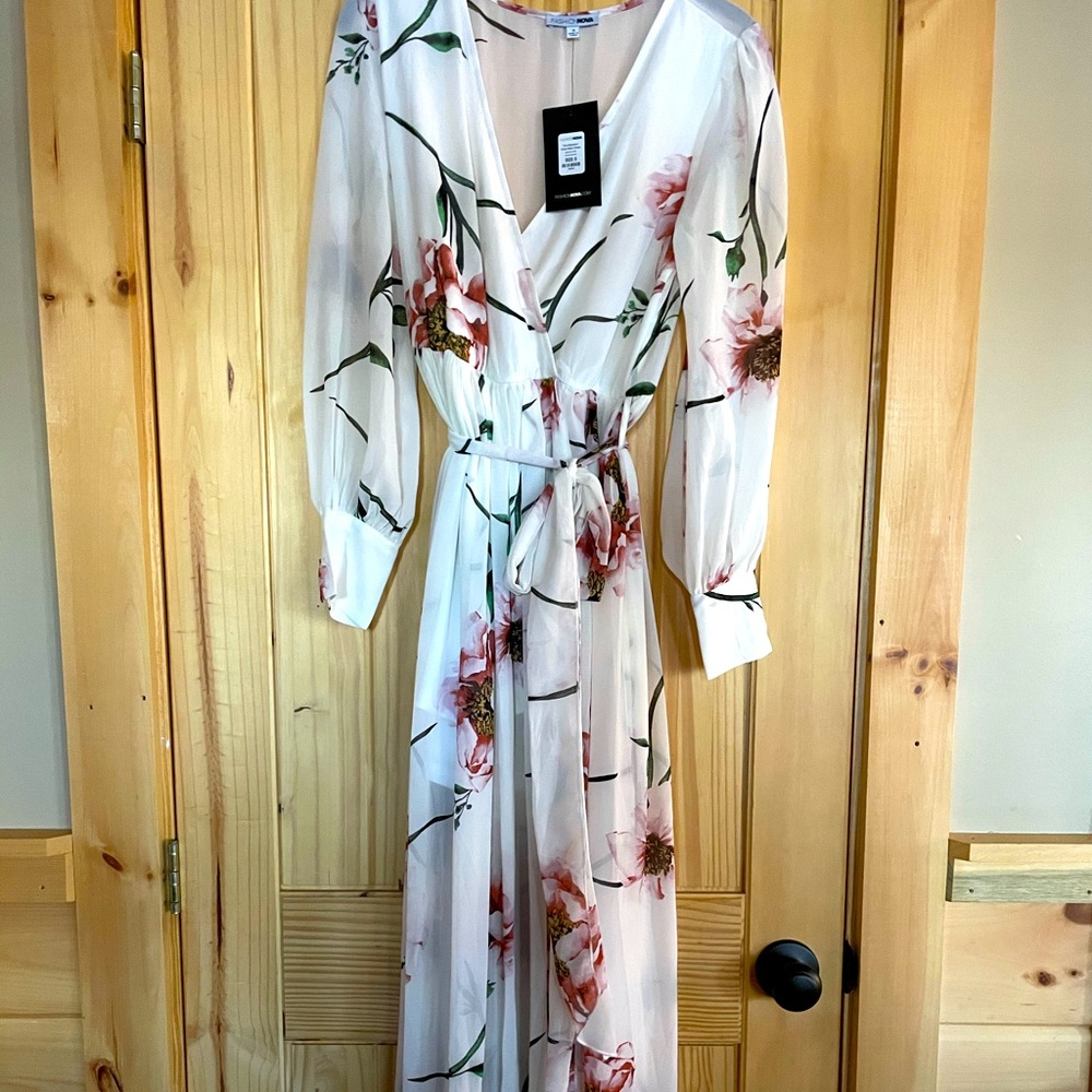Fashion Nova Floral Maxi Dress